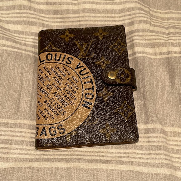 Louis Vuitton Other - AUTHENTIC LOUIS VUITTON TRUNKS AND BAGS AGENDA COVER